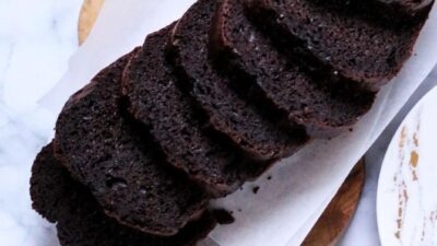 Ev Yapımı Kek Tarifi Malzemeler: 3 adet büyük boy yumurta