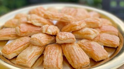 PEYNİRLİ KURABİYE 160 gr karışık tereyagı ve margarin 2 adet