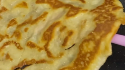 EKMEK KIZARTMASI 2 adet yumurta 2 su bardağı süt 1