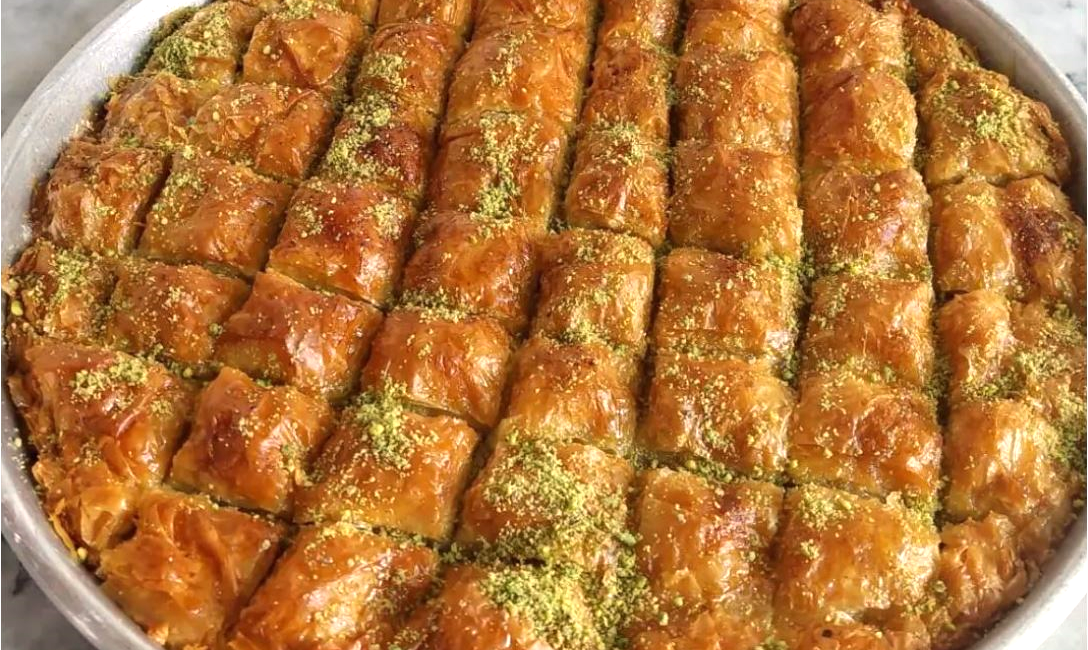 Hazır Baklava Yufkasından Cevizli Baklava