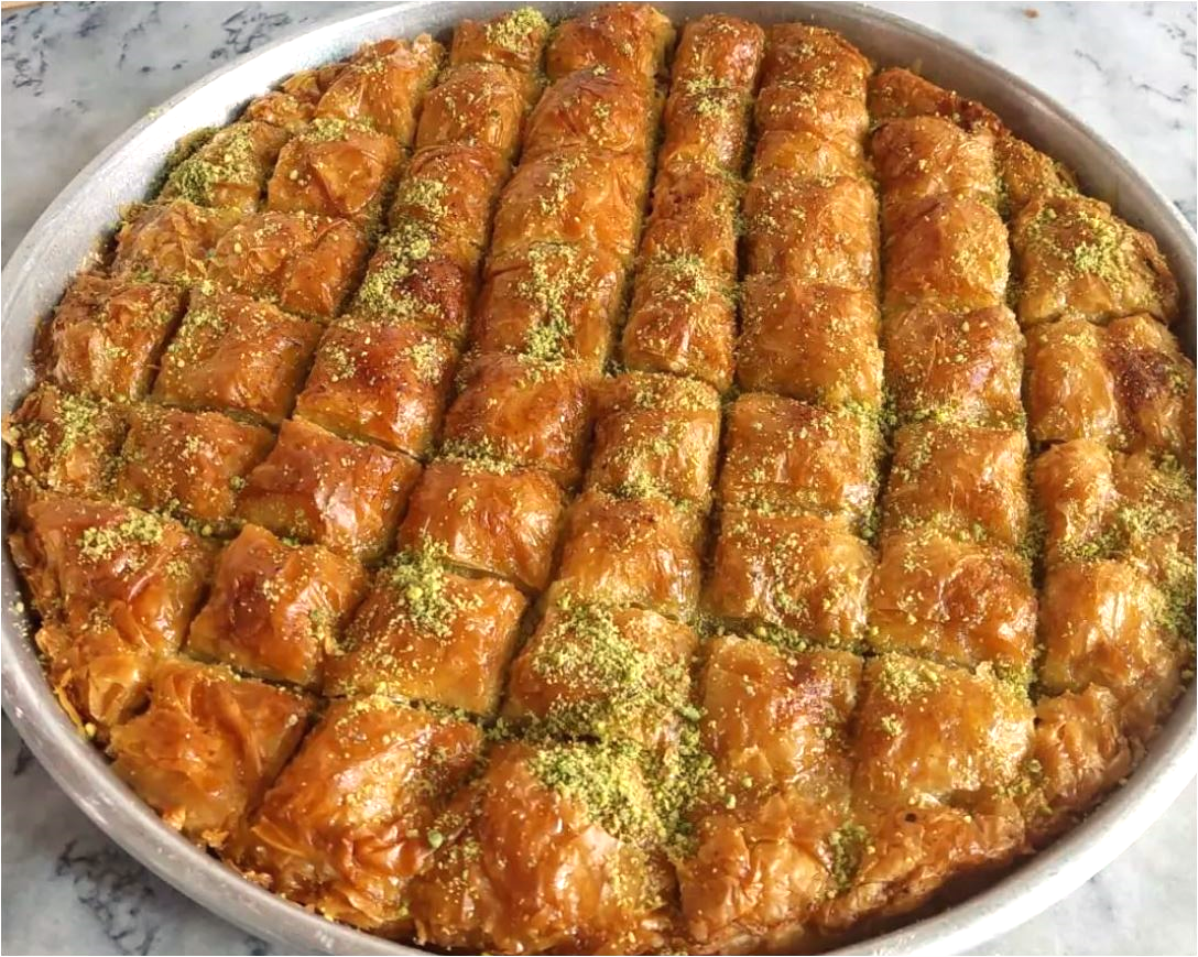 Hazır Baklava Yufkasından Cevizli Baklava