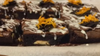 Beyaz Çikolatalı Brownie Malzemeler 100 gr tereyağı 1 su bardağı