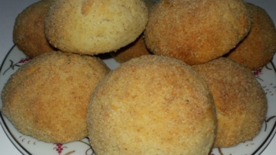 Galeta Unlu Poğaça Malzemeler: 2 su bardağı yoğurt 1 su