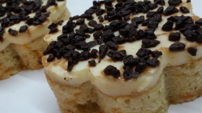 Havuçlu Kek Keki için; 3 yumurta 1 su bardağı şeker