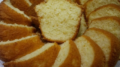 Nişastalı Sünger Kek Malzemeler: 3 yumurta 1 su bardağı şeker