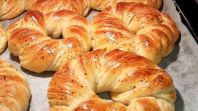 Açma Tarifi AÇMA Malzemeler: 1 su bardağına yakın sıvı yağ 1 su