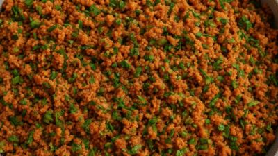 Kısır Kısır Malzemeleri: 2 su bardağı ince bulgur 1,5 su bardağı