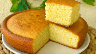 Pamuk Gibi Kabaran Anne Kek Malzemeler: 3 adet yumurta 1