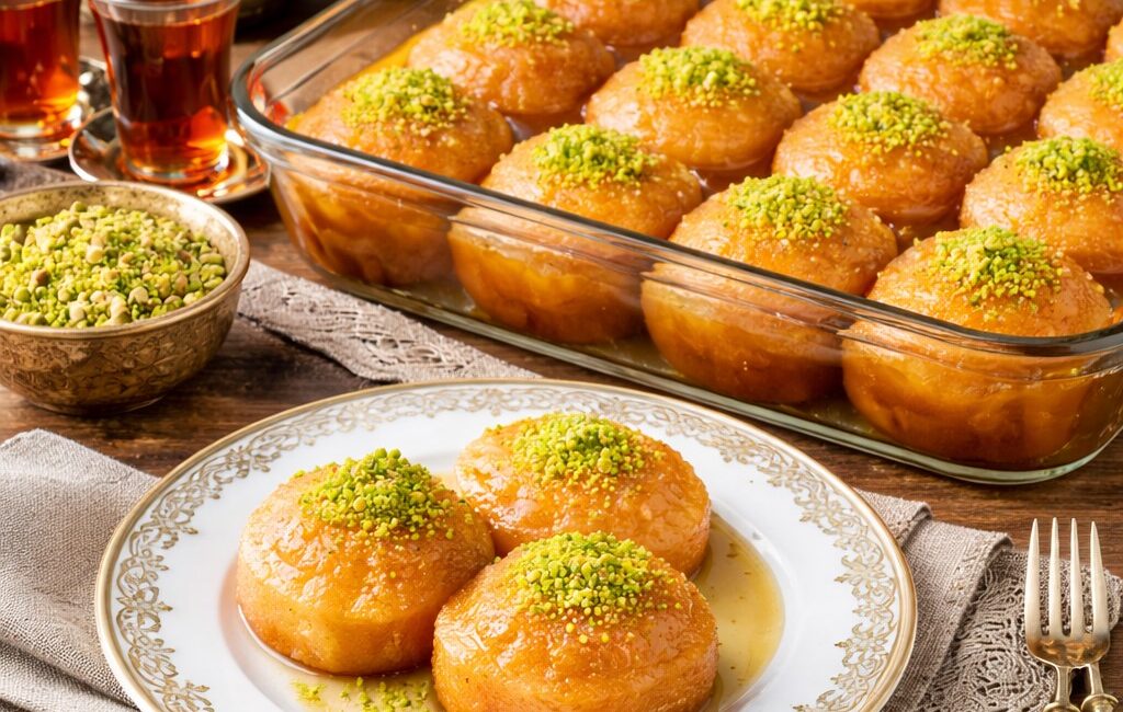 Borcamda Şerbetli Şekerpare Tatlısı Malzemeler Tatlı için: 125 gram tereyağı