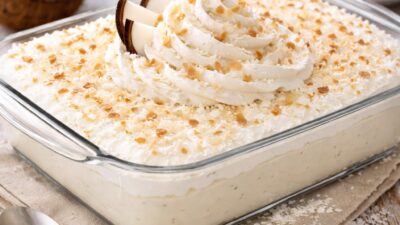 Sütlü Hindistan Cevizli Kremalı Tatlı (Borcamda) Malzemeler Alt taban (isteğe