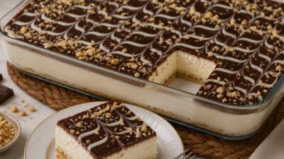Nutkum Dondu Tatlısı Nutkum Dondu Tatlısı Tarifi Malzemeler Tabanı İçin 2 paket petibör